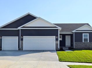 Reagan Plan, Windsor West, Omaha, NE 68136