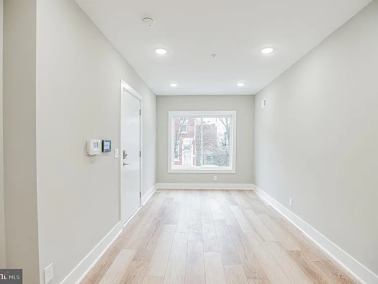 2216 Emerald St #A — Photo 7