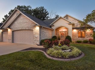 4919 Thornbrook Rdg, Columbia, MO 65203