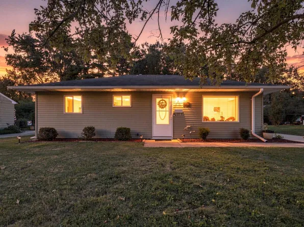 643 Madison AVENUE, West Bend, WI 53095