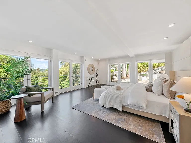 9653 Oak Pass Rd — Photo 20