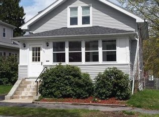 38 Rowena St, Worcester, MA 01606