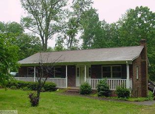 5940 Jones Rd, Walkertown, NC 27051