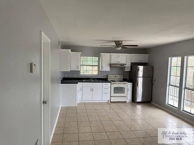 1 bed, 1.0 bath, 704 sqft, $1,000 — Photo 4