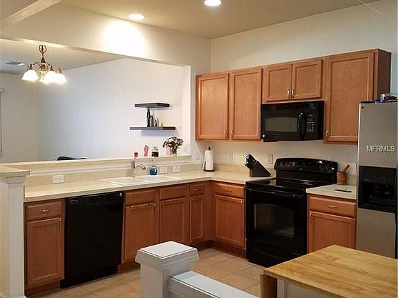 2nd image of 10209 Pink Palmata Ct