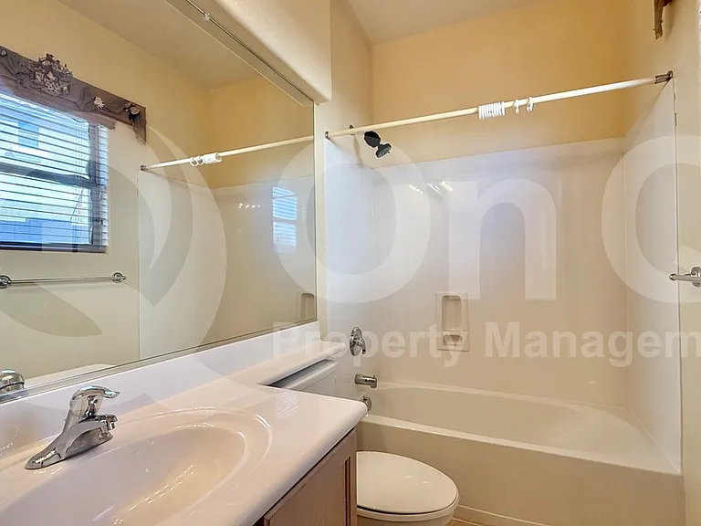 17013 S Coleman St — Photo 34