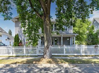 566 North Ave, Aurora, IL 60505