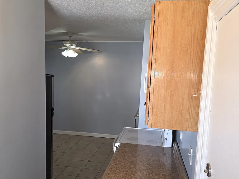 404 N Main St #0 — Photo 7