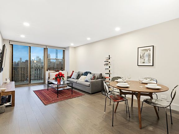 2nd image of 301 E 79th St APT 37
