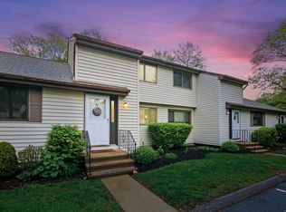 62 Oak Forest Dr #62, Manchester, CT 06042