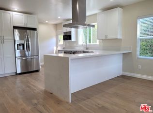 1920 S Holt Ave, Los Angeles, CA 90034
