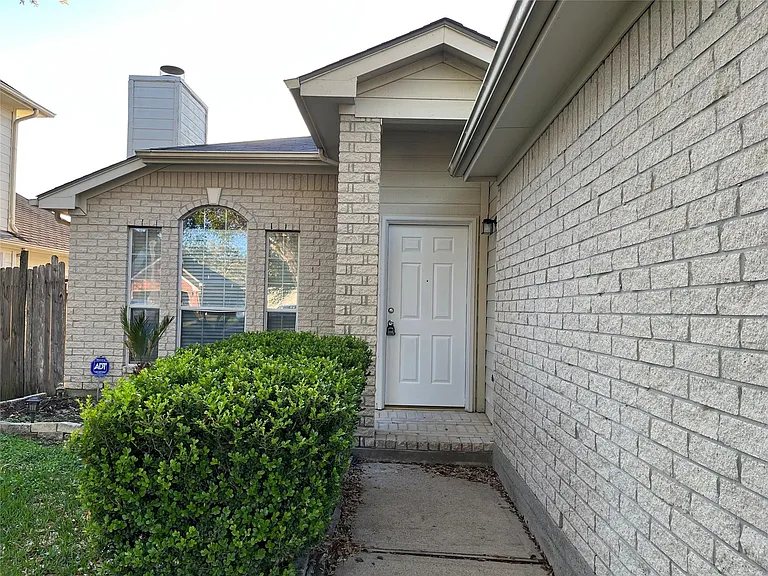 4018 Teal Run Meadows Dr — Photo 2