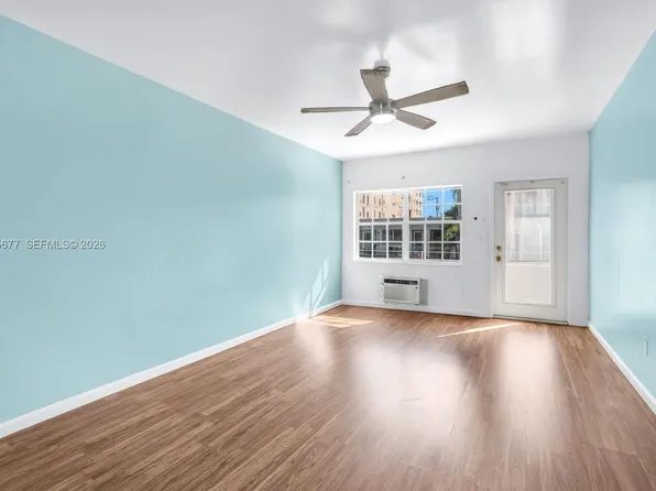 635 8th St APT 205, Miami Beach, FL 33139