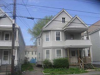 2nd image of 1050 Howard St