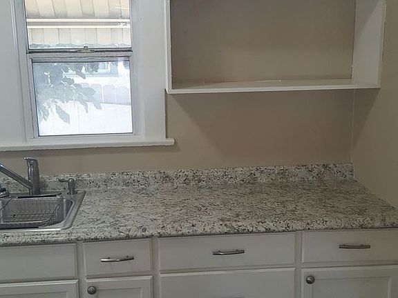 2nd image of 641 S Cabrillo Ave #6404516