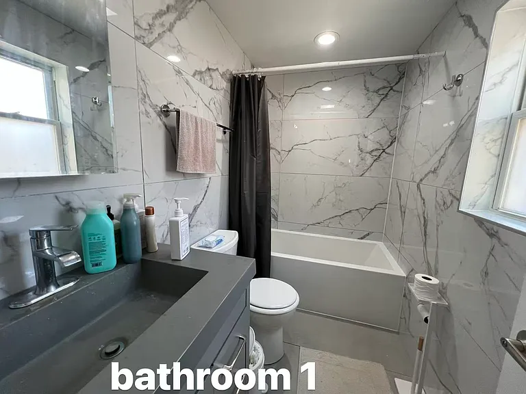 1411 W Taylor St #2R — Photo 9