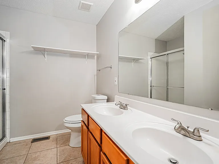 6280 Marengo St — Photo 13