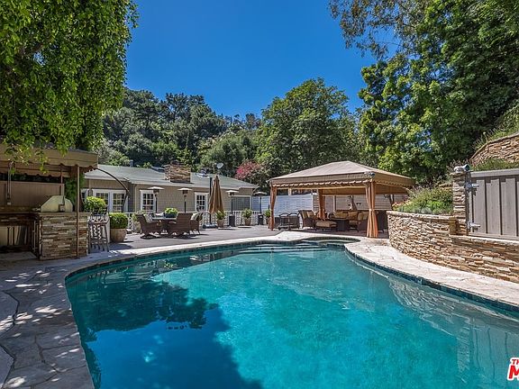 2nd image of 1806 N Beverly Glen Blvd