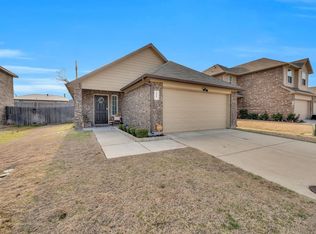 1507 Blue Jay Dr, Ennis, TX 75119