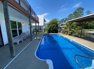 1628 College Pkwy, Gulf Breeze, FL 32563