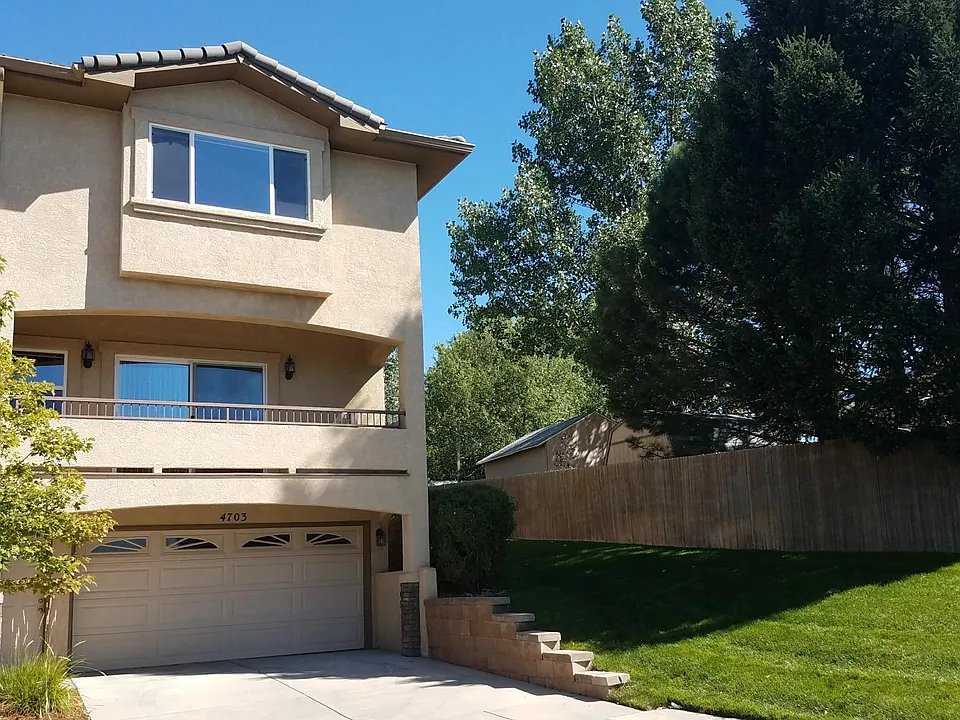 4703 Iron Horse Villas Point
