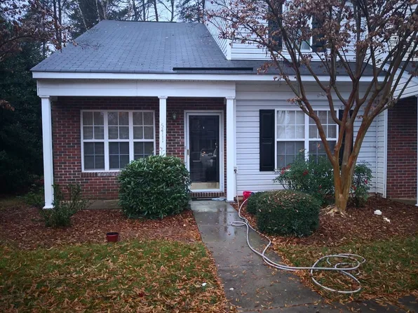 5411 Strasburg Dr #1, Greensboro, NC 27407
