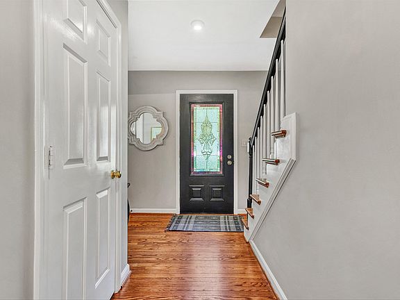 4th image of 6030 Woodcock Cir