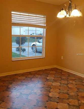 5th image of 906 Gillingham Ct