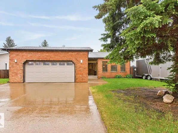 104 Waygood Rd NW, Edmonton, AB T5T 5M2