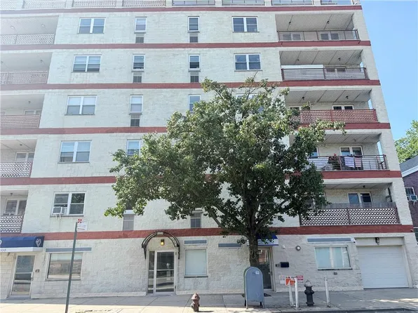 6214 24th Ave APT 2E, Brooklyn, NY 11204
