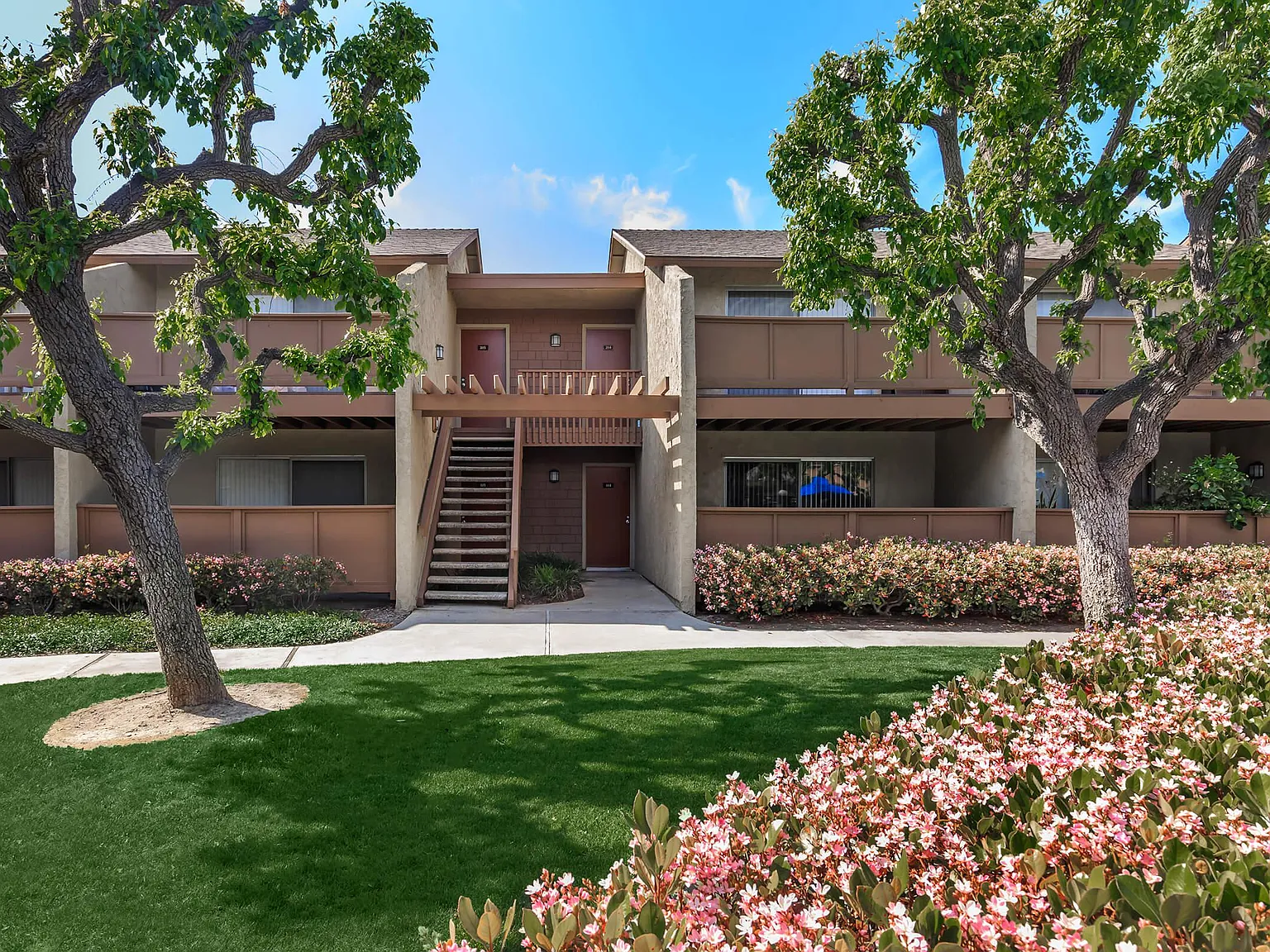 Fairway Village Apartment Homes — Photo 2