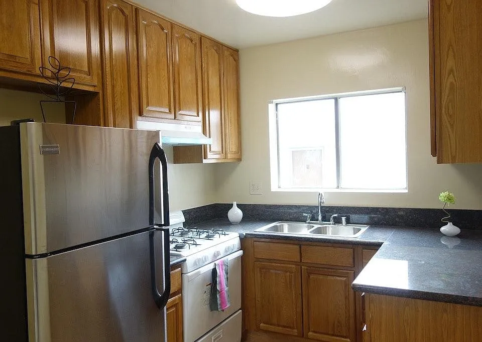 4375 York Blvd #221