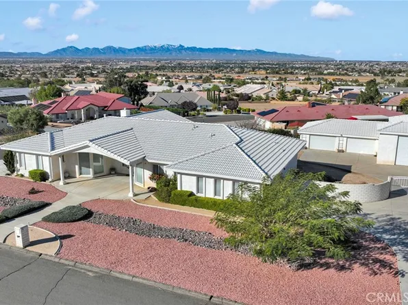 13434 Sunset Dr, Apple Valley, CA 92308