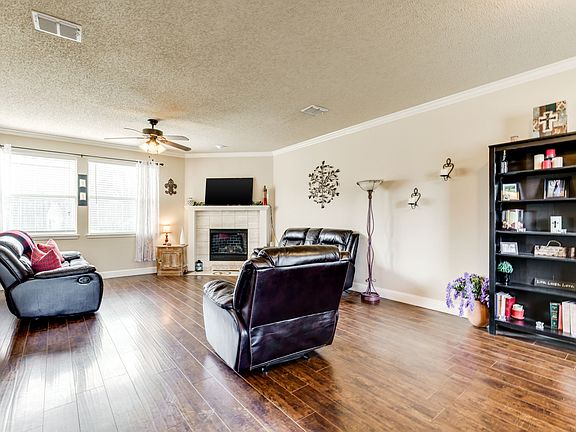 10614 Lansdowne-4.jpg