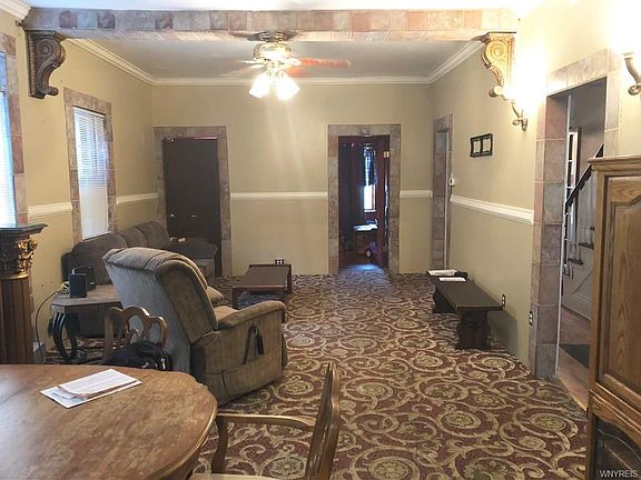 4th image of 353 Porter Ave