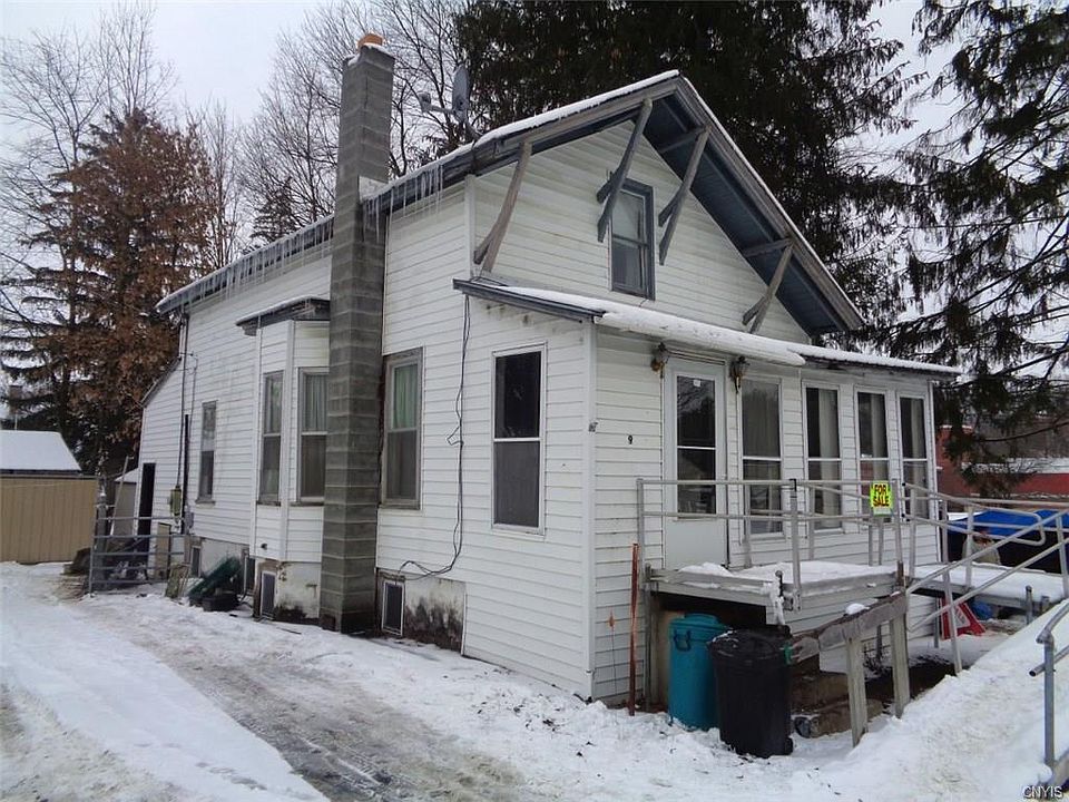 1st image of 9 Charles St