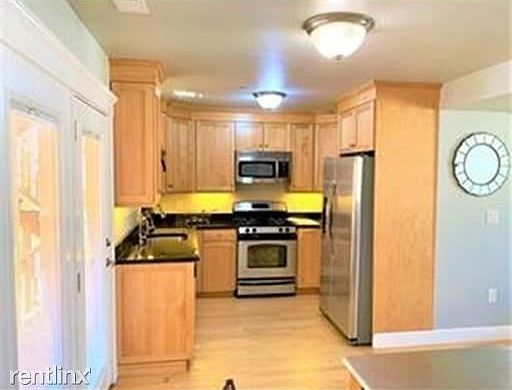 14 Vandine St. #2 Cambridge - Kendall Square Shared Unit Pho