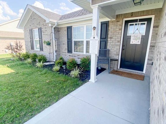 3rd image of 217 Amaryllis Dr