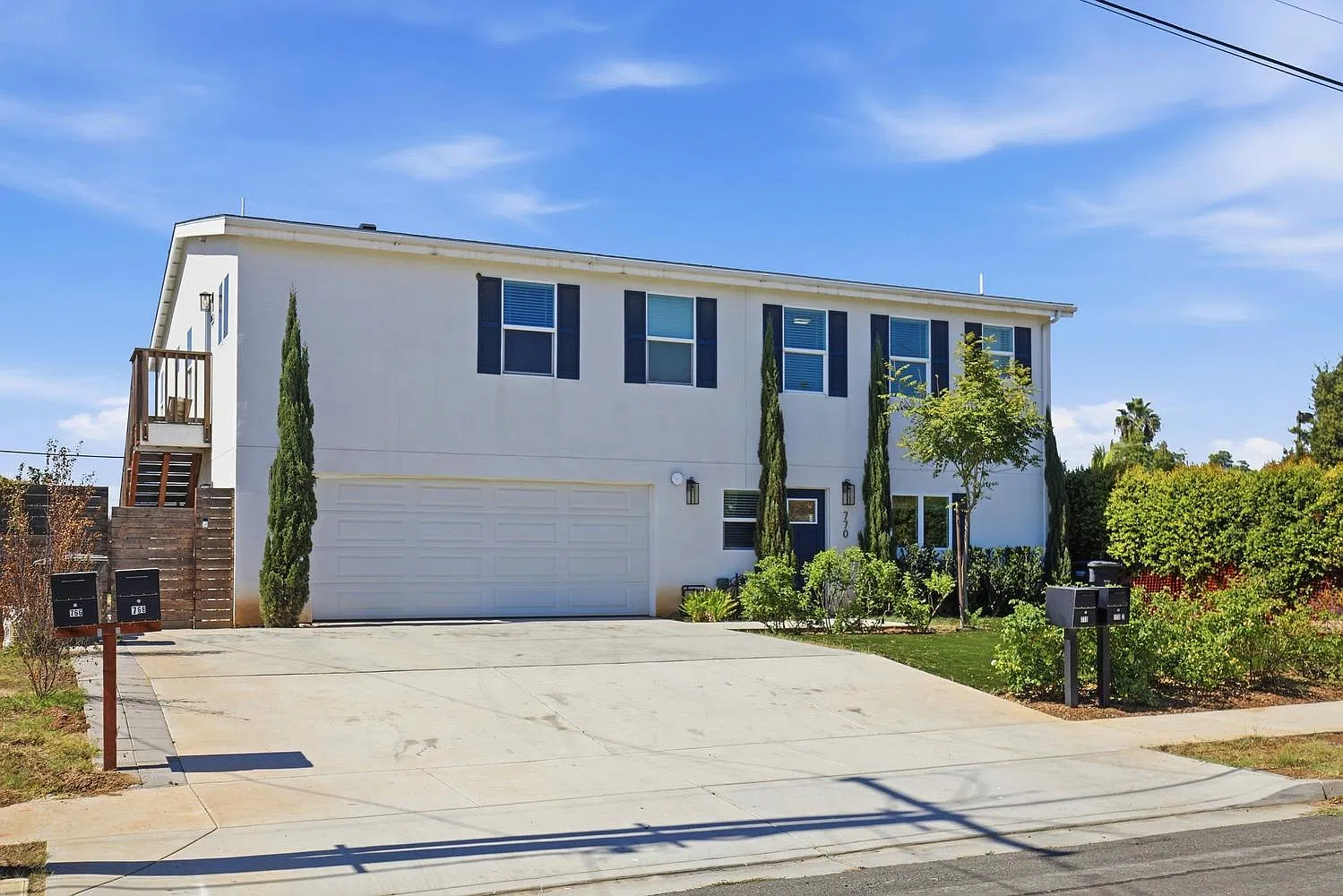 770 Delaware St — Photo 4