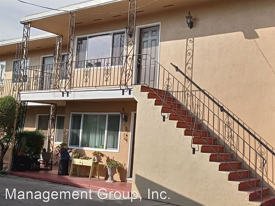 2nd image of 2085 Marlboro Ct APT 4
