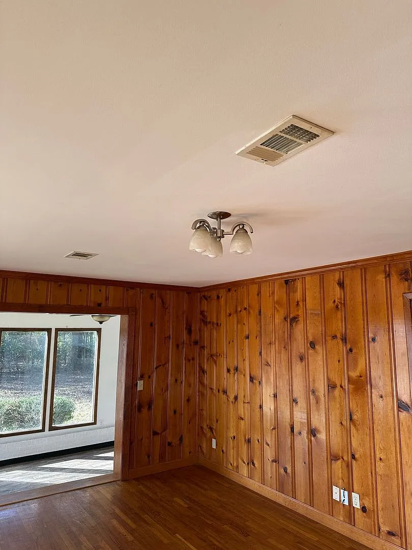 3822 Sandcut Rd., Greenville — Photo 3