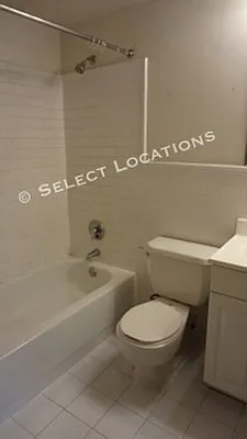 Rented by Select Locations Inc. | media 6