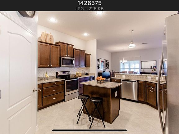 4th image of 3252 Sennett Cir
