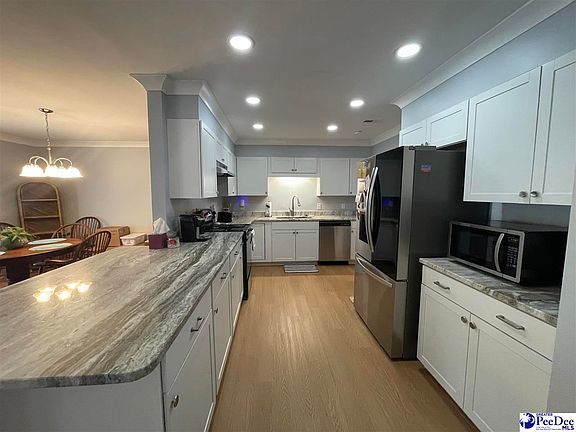 5th image of 500 Woodland Dr APT 34