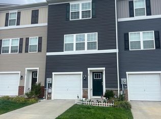 14 Vespucci Ln, Martinsburg, WV 25404
