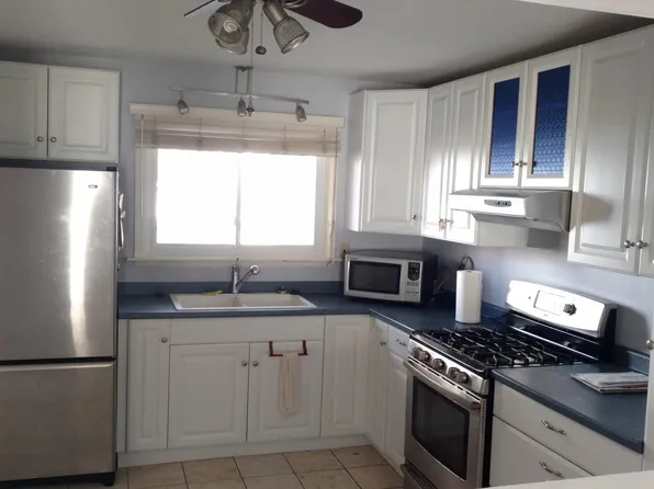 22 Ponce St, Portland, ME 04101