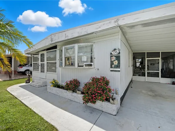136 Lexington Ave, Fort Myers, FL 33908