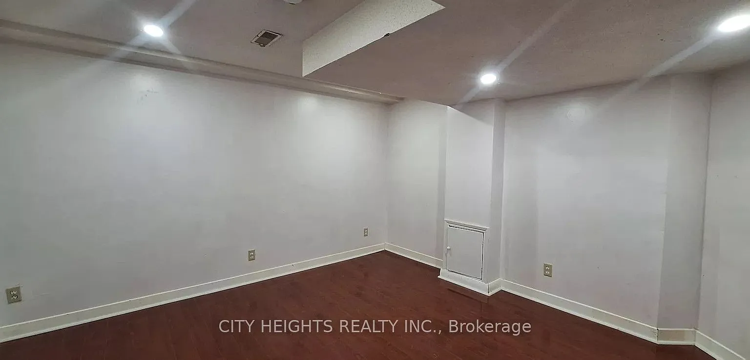 2 bed, $1,950 — Photo 4