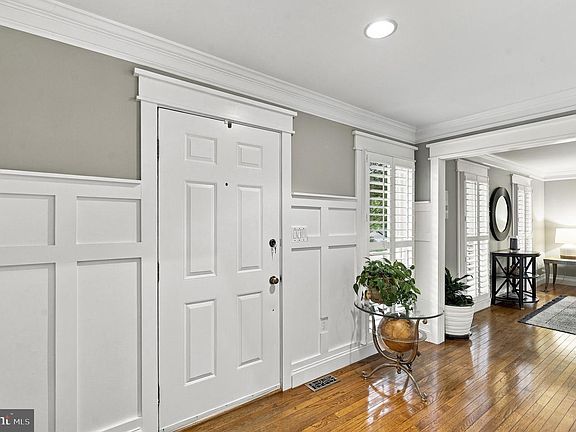 5th image of 2801 Autumn Chase Cir
