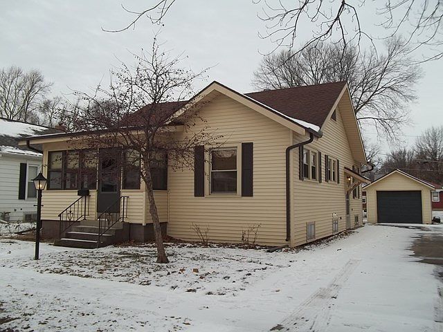 1st image of 103 W Lowell Ave